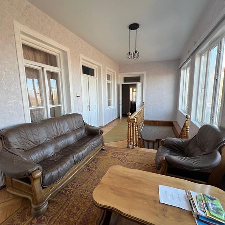 Guesthouse Lilia &Wine Celler Tel Avi Exterior foto